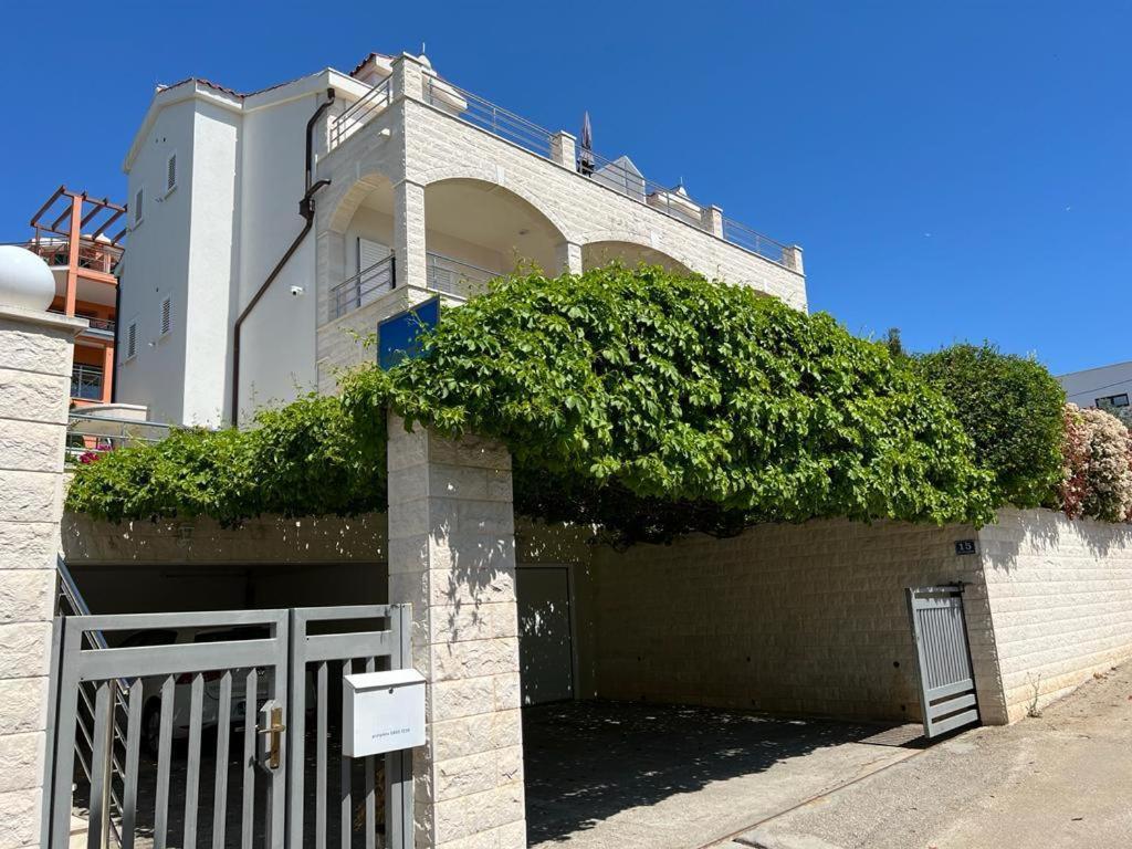 Villa Marta Apartmani Trogir Eksteriør billede